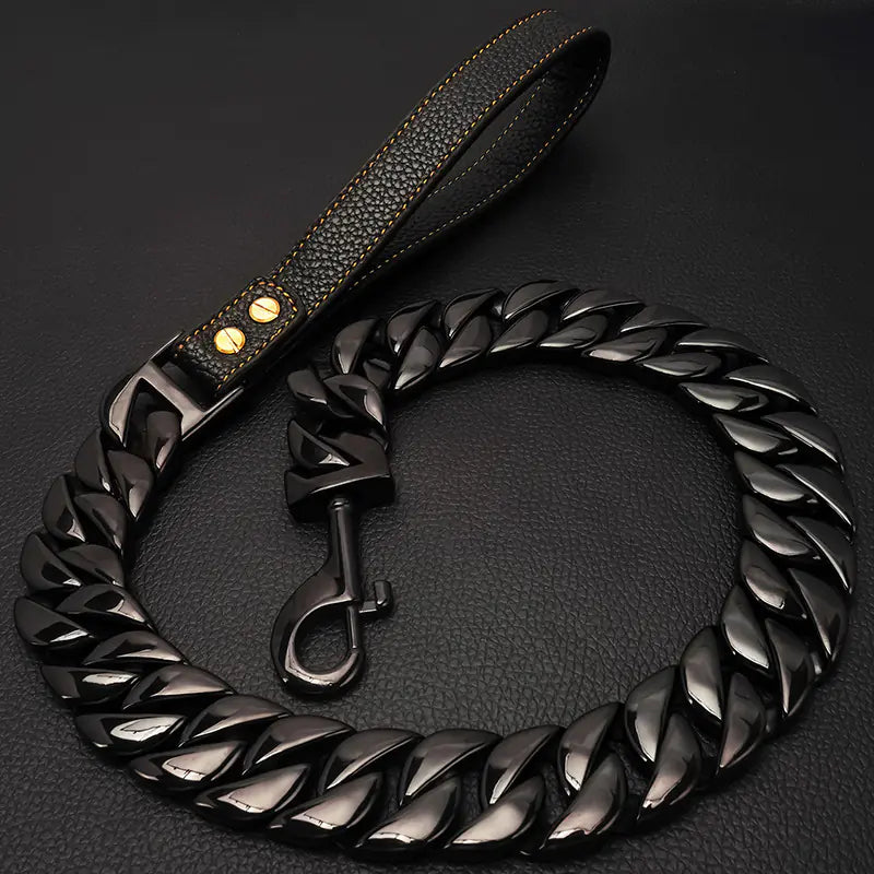 Wiskers & Wag™ LuxeTitan™ Heavy-Duty Leash