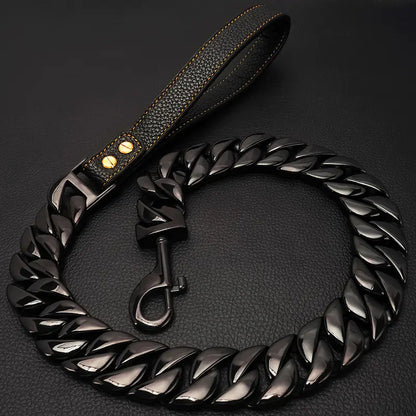 Wiskers &amp; Wag™ LuxeTitan™ Heavy-Duty Leash