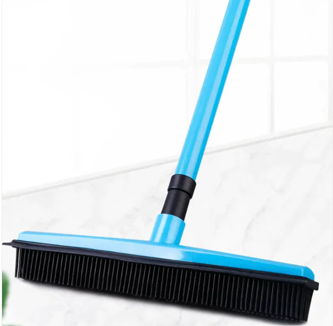 PawClean™ Rubber Broom – For Pet Hair &amp; Dirt