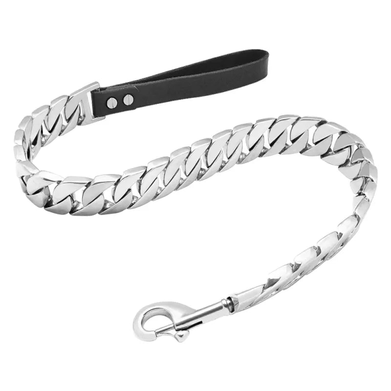 Wiskers &amp; Wag™ LuxeTitan™ Heavy-Duty Leash