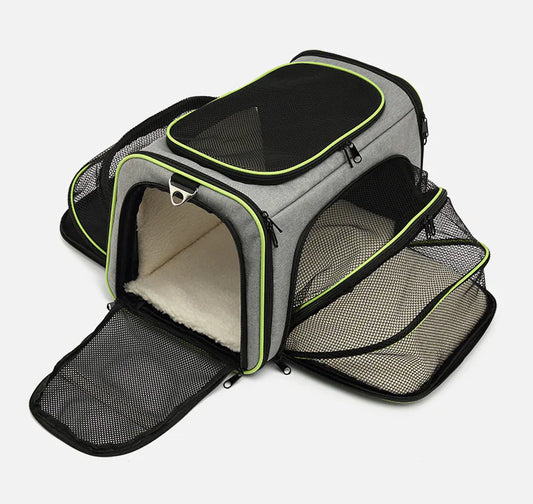 Wiskers &amp; Wag™ CozyExpand™ Travel Carrier